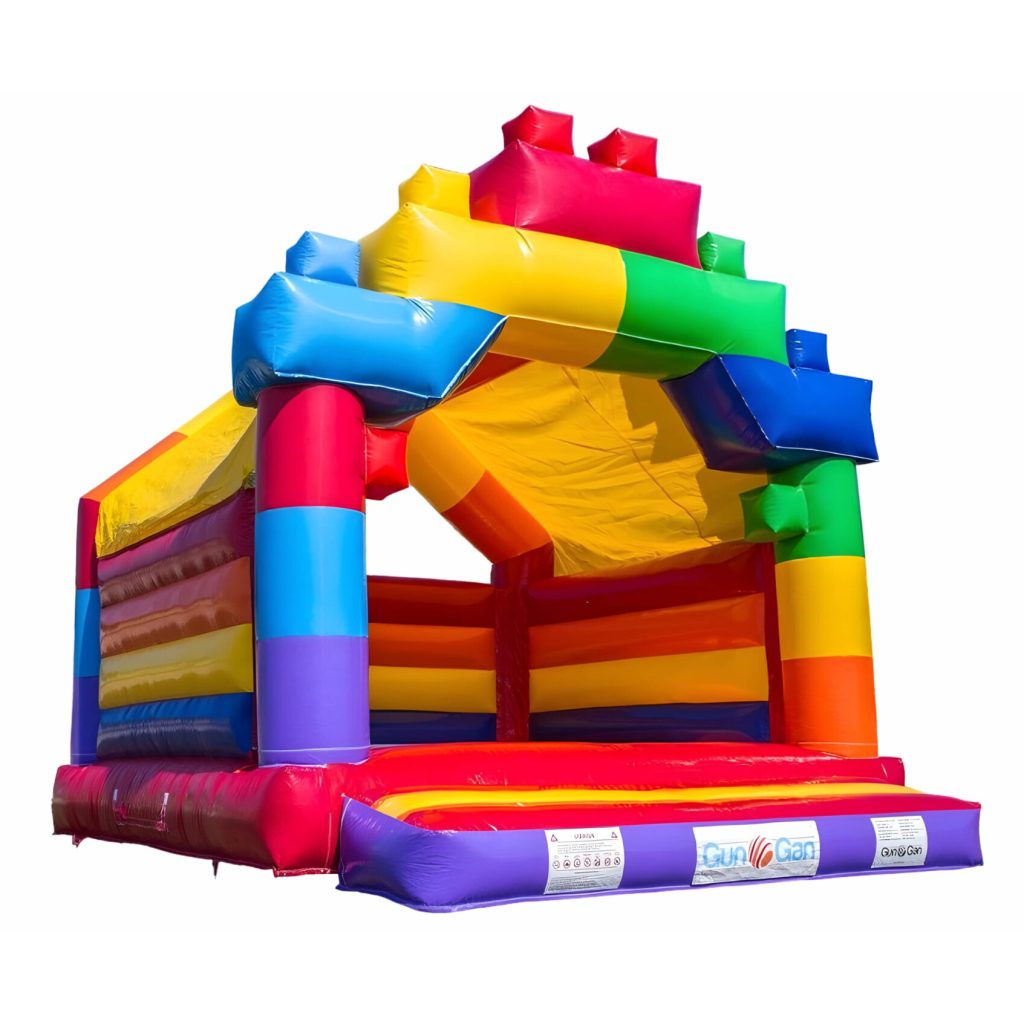 Dmuchaniec zamek klocki